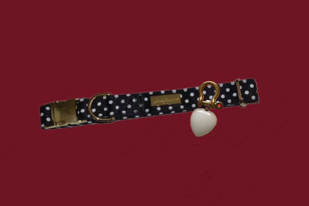 Quiet Polka | Collar & White Jade crystal