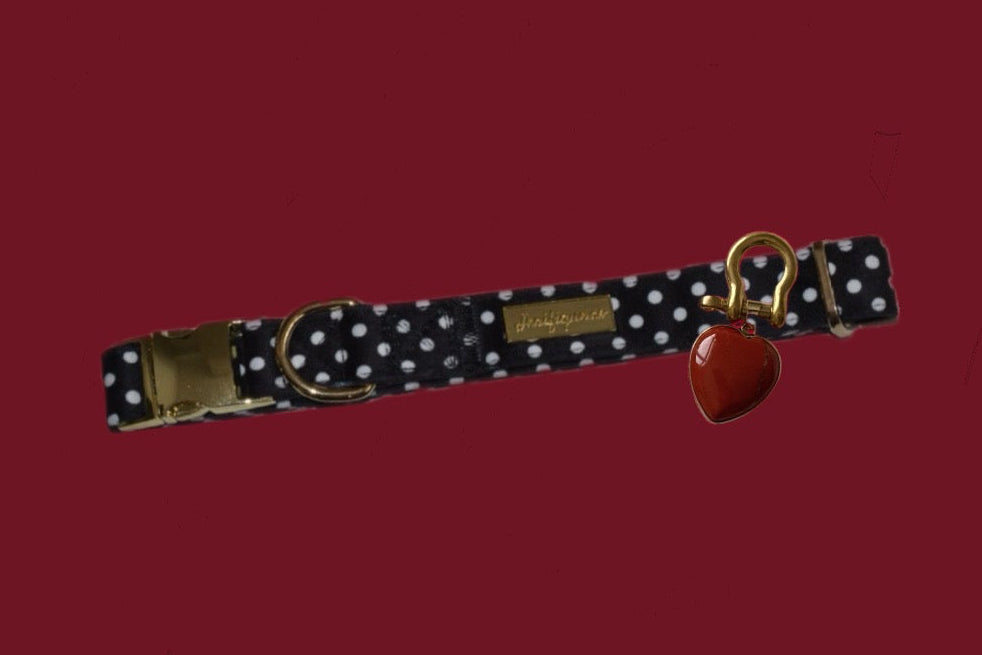 Quiet Polka | Collar & Red Rainbow Stone crystal